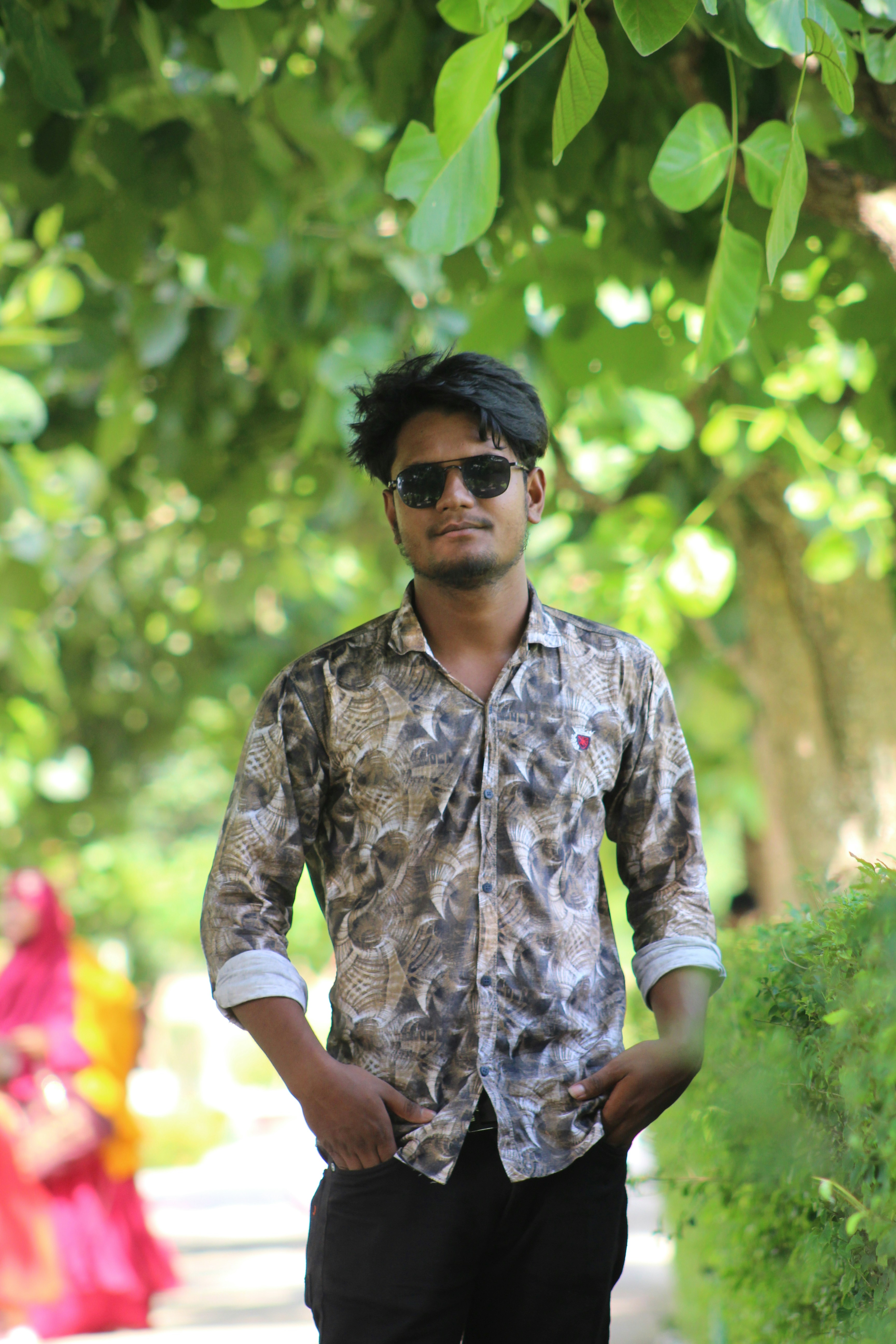 分类入口：编辑精选