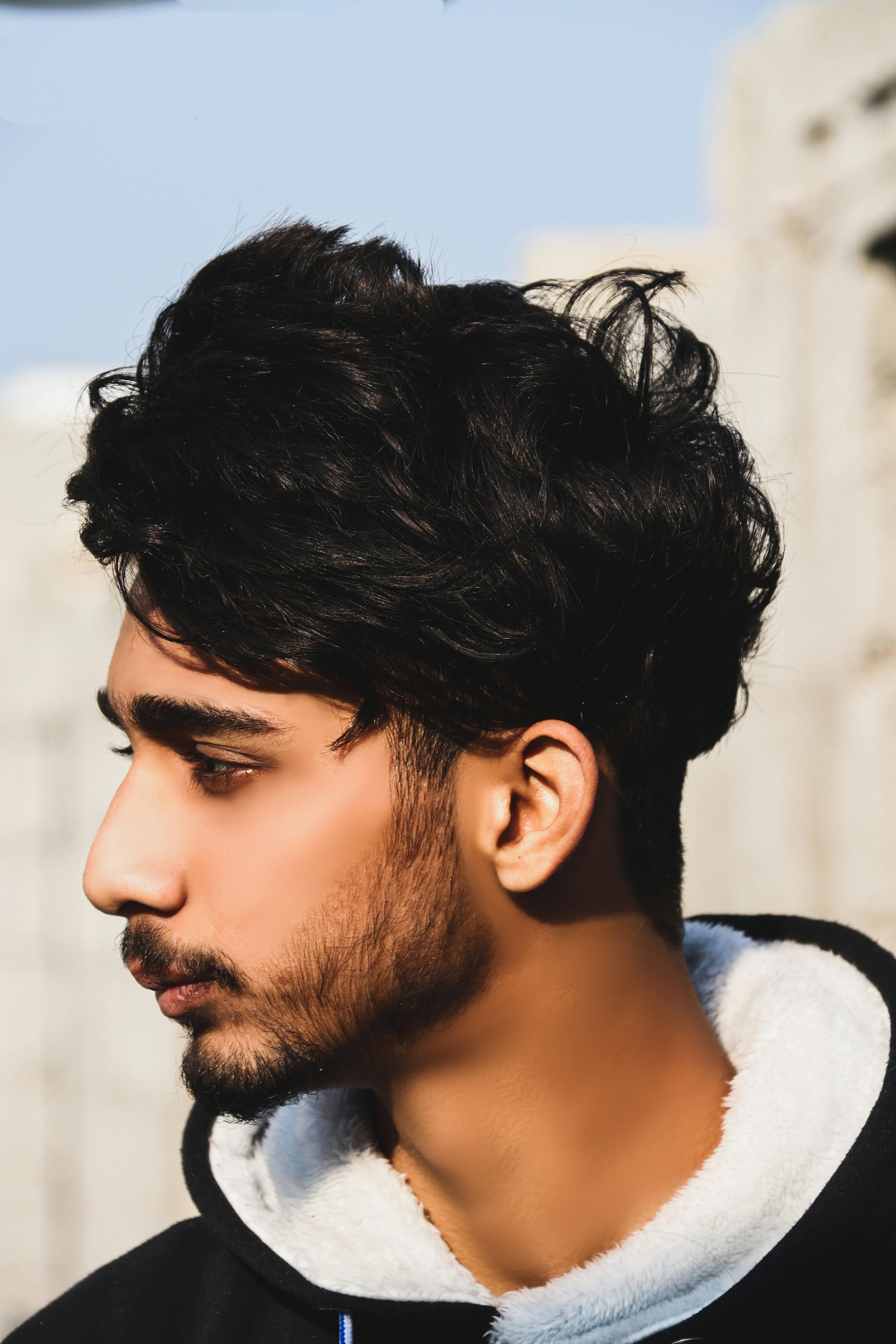 公告配图：合规提示